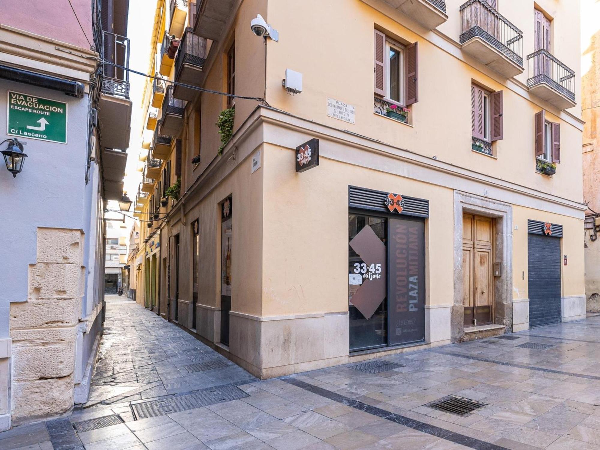 H2M Lazcano With Sunny Terrace In Old Town Málaga Exterior foto
